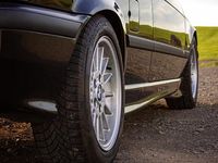 Gebraucht BMW 323 Compact 170 PS (125 kW) 1997 Schwarz Kleinwagen