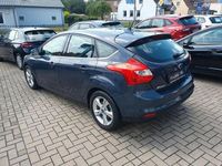 Gebraucht Ford Focus SYNC Edition 125 PS (91 kW) 2013 Grau Limousine