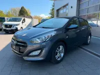 Gebraucht Hyundai i30 Trend 135 PS (99 kW) 2017 Grau metallic Kombi