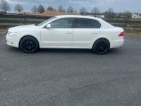 Gebraucht Skoda Superb 160 PS (117 kW) 2009 Weiß Limousine
