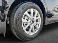 Neu Ford Tourneo Titanium 125 PS (91 kW) 2026 Schwarz Kombi