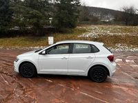 Gebraucht VW Polo Highline 95 PS (69 kW) 2017 Grau Kleinwagen