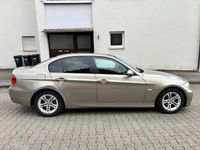 Gebraucht BMW 325 218 PS (160 kW) 2007 Beige Limousine
