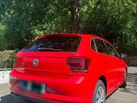 Gebraucht VW Polo Comfortline 75 PS (55 kW) 2017 Rot Kleinwagen