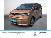 Gebraucht VW T7 150 PS (110 kW) 2024 Copper bronze metallic Van