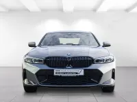 Gebraucht BMW 320e Shadowline 204 PS (150 kW) 2024 Skyscraper grau metallic Limousine
