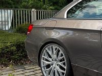 Gebraucht BMW 320 Cabriolet Performance 177 PS (130 kW) 2008 Braun Cabrio