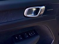 Gebraucht Volvo EX40 Plus 185 kW (252 PS) 2025 Blau metallic SUV