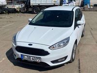 Usata Ford Focus 120 CV (88 kW) 2017 Bianco Station wagon
