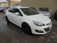 Gebraucht Opel Astra Selection 116 PS (85 kW) 2015 Weiß Limousine