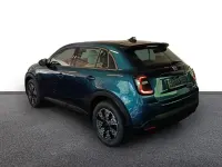 Neu Fiat 600 Icon 145 PS (106 kW) 2026 Grün SUV