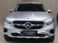 Gebraucht Mercedes GLC220 197 PS (144 kW) 2024 Silber SUV
