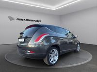 Gebraucht Lancia Delta 120 PS (88 kW) 2014 Grau Kleinwagen