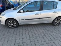 Gebraucht Renault Clio II Dynamique 111 PS (81 kW) 2008 Silber Limousine