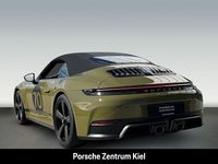 Neu Porsche 992 541 PS (397 kW) 2026 Grün Cabrio