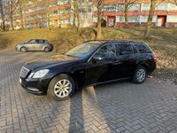 Gebraucht Mercedes E250 204 PS (150 kW) 2011 Schwarz Limousine