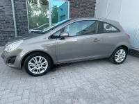 Gebraucht Opel Corsa 70 PS (51 kW) 2013 Grau Kleinwagen