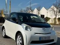 Gebraucht Toyota iQ 68 PS (50 kW) 2011 Weiß Kleinwagen