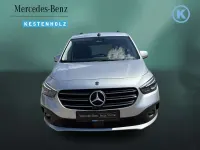 Gebraucht Mercedes T180 Progressive 116 PS (85 kW) 2025 Helvinsilber Van / Kleinbus