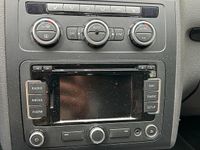 Gebraucht VW Touran 140 PS (102 kW) 2014 Grau Van / Kleinbus