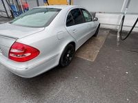 Gebraucht Mercedes E240 177 PS (130 kW) 2003 Grau Limousine