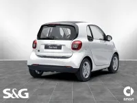Gebraucht Smart ForTwo Coupé 60 kW (82 PS) 2023 Bodypanels in white Kleinwagen