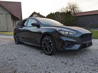 gebraucht Ford Focus 182PS ST-Line Turnier Automatik 8 Fach Bereift