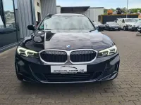 Gebraucht BMW 320 190 PS (139 kW) 2023 Schwarz Limousine
