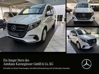 Gebraucht Mercedes V220 163 PS (119 kW) 2024 Weiß Van / Kleinbus