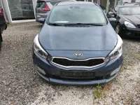 Usado Kia Ceed 128 CV (94 kW) 2013 Andere farben Utilitario