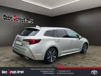 Neu Toyota Corolla 179 PS (131 kW) 2026 Precious silver metallic Kombi
