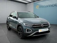 Gebraucht VW T-Roc 150 PS (110 kW) 2024 Blau SUV