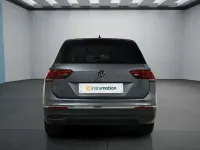 Gebraucht VW Tiguan Allspace 200 PS (147 kW) 2023 Grau SUV