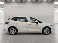 Używany BMW 220 Active Tourer Performance 156 KM (114 kW) 2023 Biały Minivan