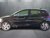 Gebraucht Hyundai i20 Trend 100 PS (73 kW) 2025 Schwarz Limousine