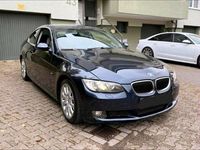Gebraucht BMW 325 200 PS (147 kW) 2009 Blau Coupé