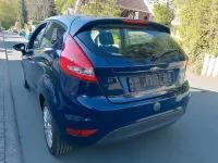 Gebraucht Ford Fiesta 60 PS (44 kW) 2008 Blau Kleinwagen