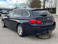 gebraucht BMW 520 d °AUTOM. °NAVI °AHK °SPURHALTEASS. °SHZ °DIGITAL TACHO