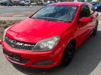 Gebraucht Opel Astra GTC Selection 90 PS (66 kW) 2009 Rot Limousine