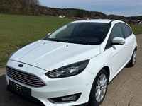 Gebraucht Ford Focus Titanium 101 PS (74 kW) 2016 Weiß Kombi