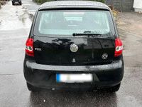 Gebraucht VW Fox 65 PS (47 kW) 2005 Schwarz Kleinwagen