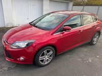 Gebraucht Ford Focus 150 PS (110 kW) 2012 Rot Limousine
