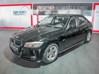 Gebraucht BMW 318 Comfort Edition 143 PS (105 kW) 2012 Schwarz Limousine