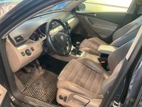 Gebraucht VW Passat Highline 105 PS (77 kW) 2007 Schwarz Kombi