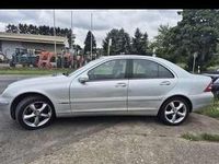 Gebraucht Mercedes C220 143 PS (105 kW) 2002