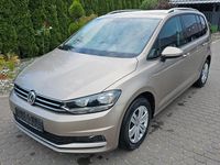 Gebraucht VW Touran Sound 150 PS (110 kW) 2017 Titanium beige Van / Kleinbus