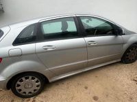 Gebraucht Mercedes B180 109 PS (80 kW) 2009 Silber Van / Kleinbus
