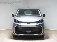 Gebraucht Toyota Proace Verso 177 PS (130 kW) 2025 Grau metallic Kombi