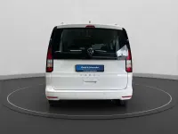 Gebraucht VW Caddy Maxi Life 122 PS (89 kW) 2023 Weiß Van / Kleinbus