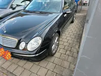 Gebraucht Mercedes E200 163 PS (119 kW) 2005 Schwarz Limousine